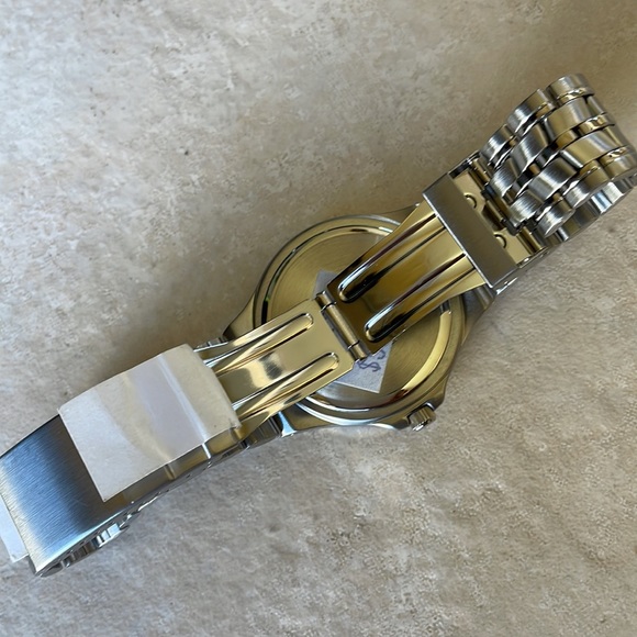 Armitron men battery water resistant 165ft stainless steel date&day - Picture 7 of 8